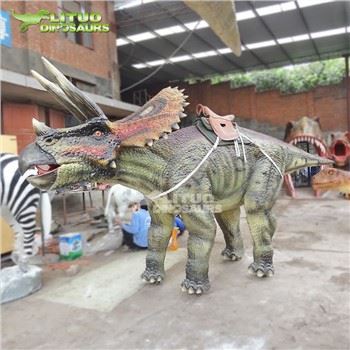 Hoja Triceratops Vožnje